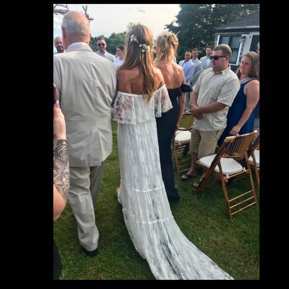 SOLD ! Grace Loves Lace Franca Gown - Picture 5 of 8